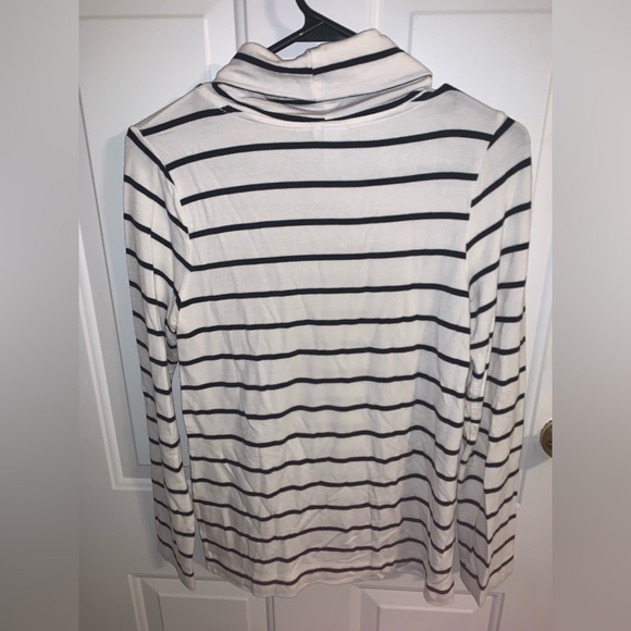 Striped turtleneck - Picture 3 of 3